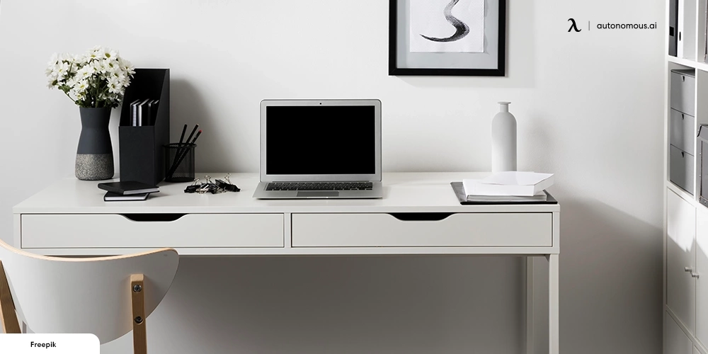 20 Best Contemporary Desks for a Home Office in 2022