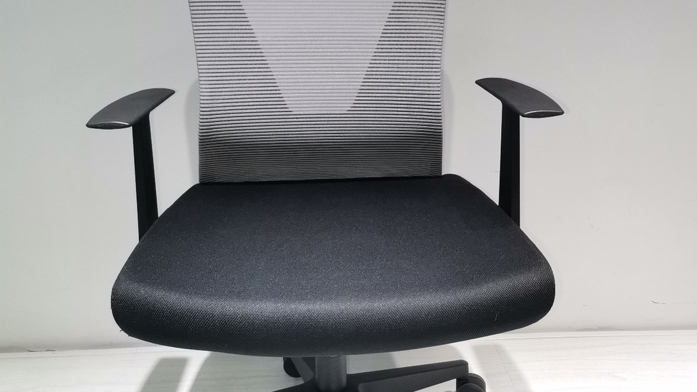 FM FURNITURE Hobart Office Chair: Low back rev chair - Autonomous.ai