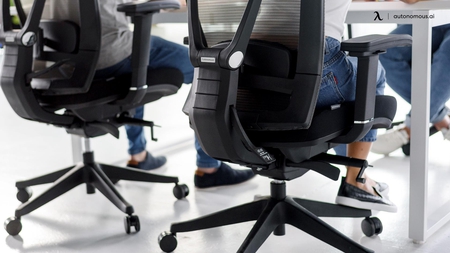 Suffering from Backache? Know about Ergonomic Office Furniture!