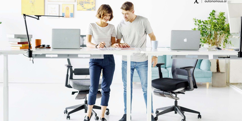 The 12 Best Adjustable Desks for a Home Office or Any Space