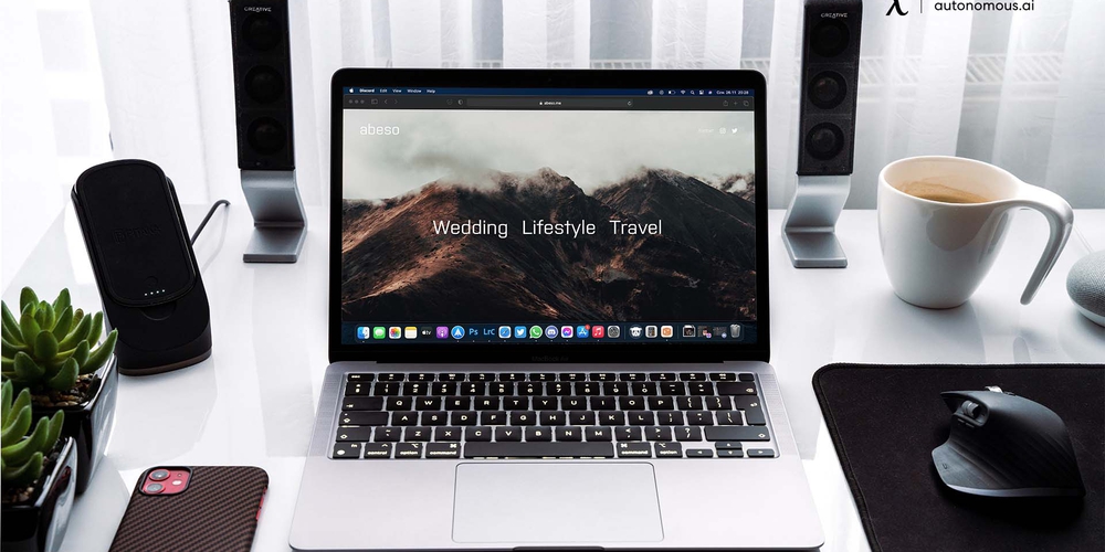Must-Have Apple Macbook Air Accessories For You