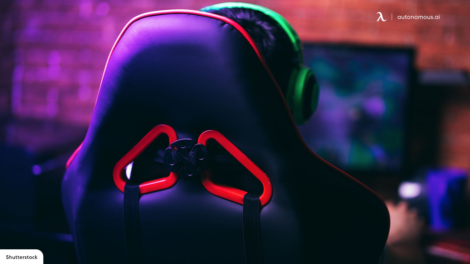 Fabric vs Leather Gaming Chair: Which One to Choose?