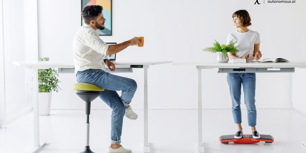 The 20 Most Modern & Contemporary Standing Desk Options for 2022