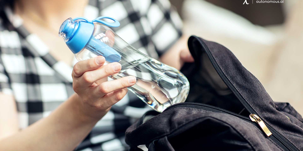 10 Best Filtered Water Bottles for Travel & Hiking (2022 Review)