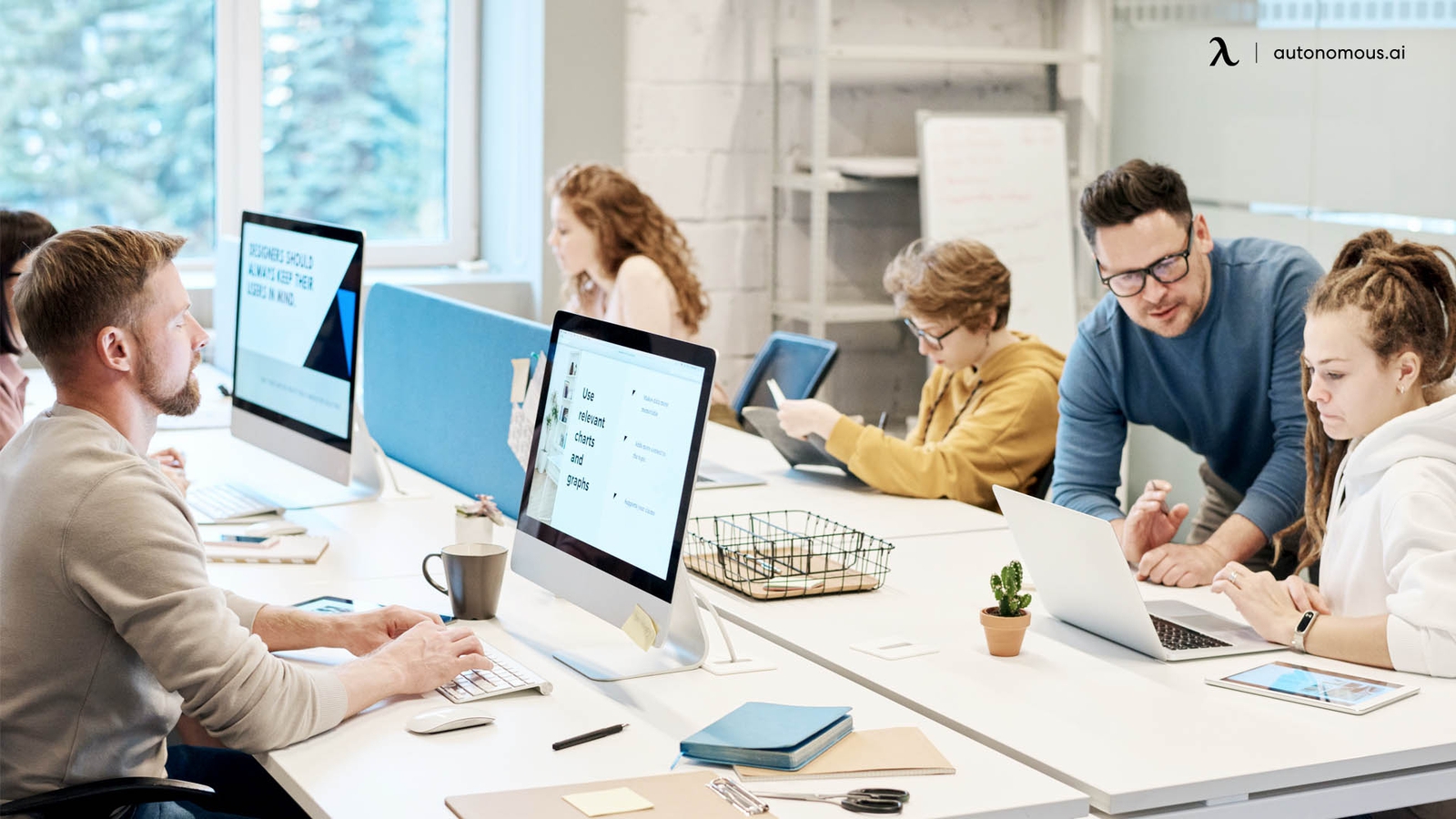 What is Hot Desking & How does It Work?