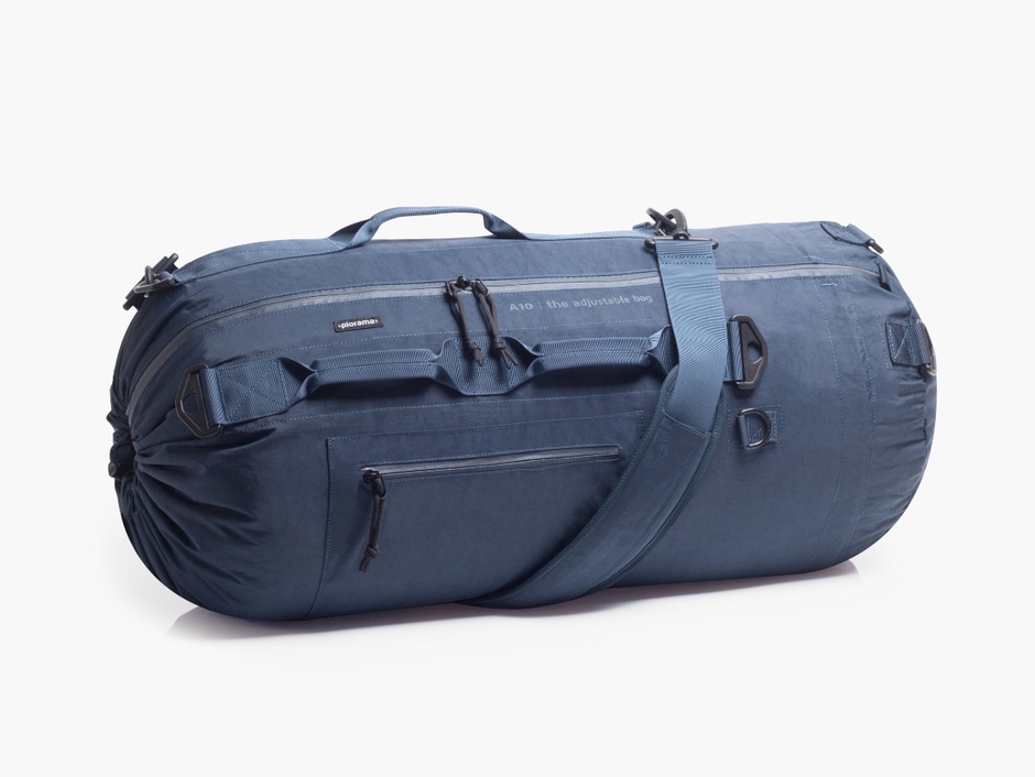 Practiko Adjustable Bag - Navy: A multi-configuration travel bag