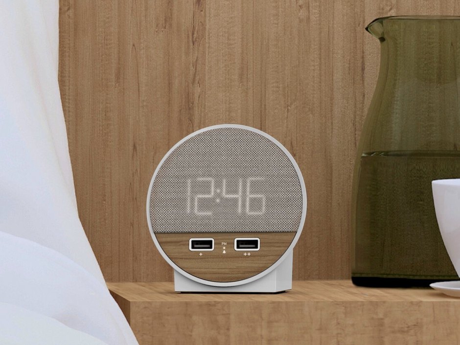 Nonstop Products Station O Clock and Charger