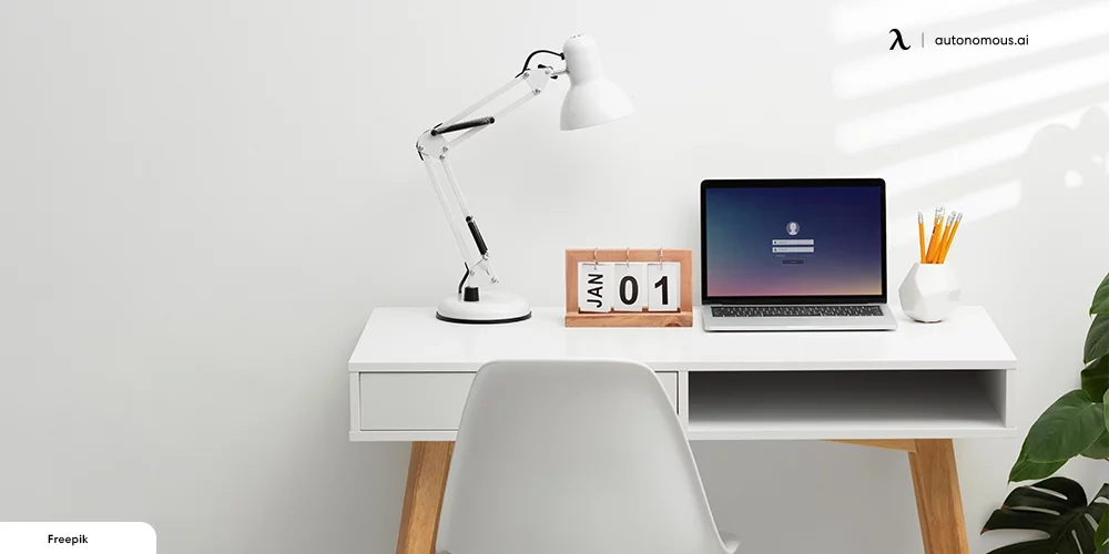 Top 15 White Desks With Drawers You Will Love in 2022