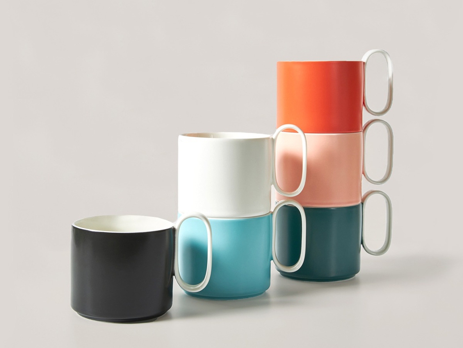 Firebelly Tea Teacup: Easy-to-grip handle