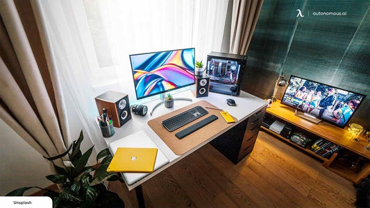 Best Office Gadgets to Build a Geeky Desk Setup