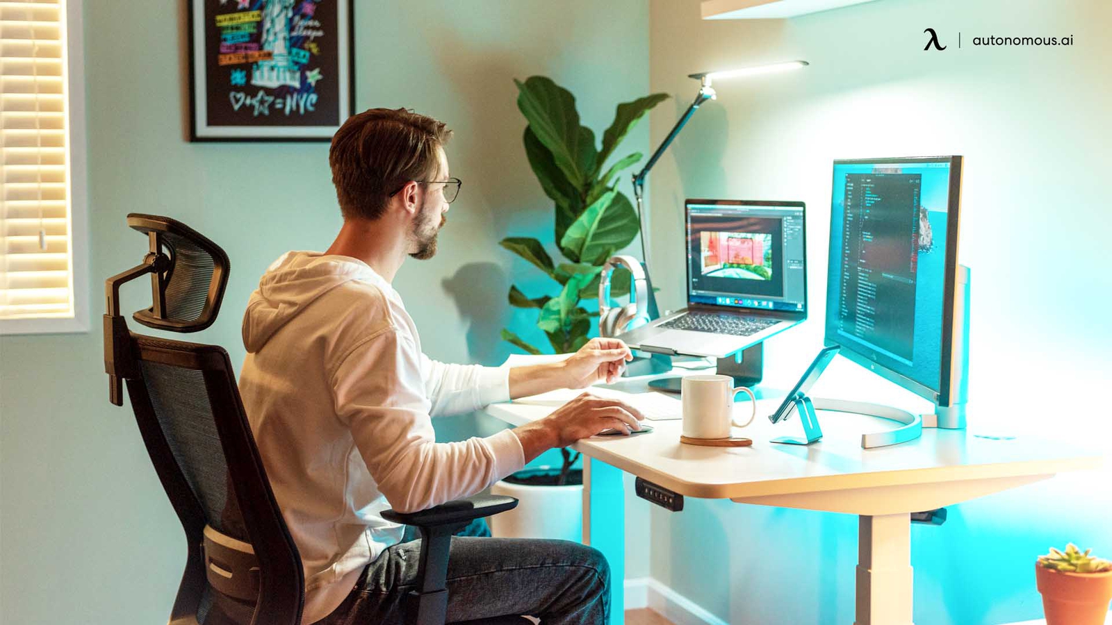 Why the SmartDesk Is the Best Desk for Video Editing?