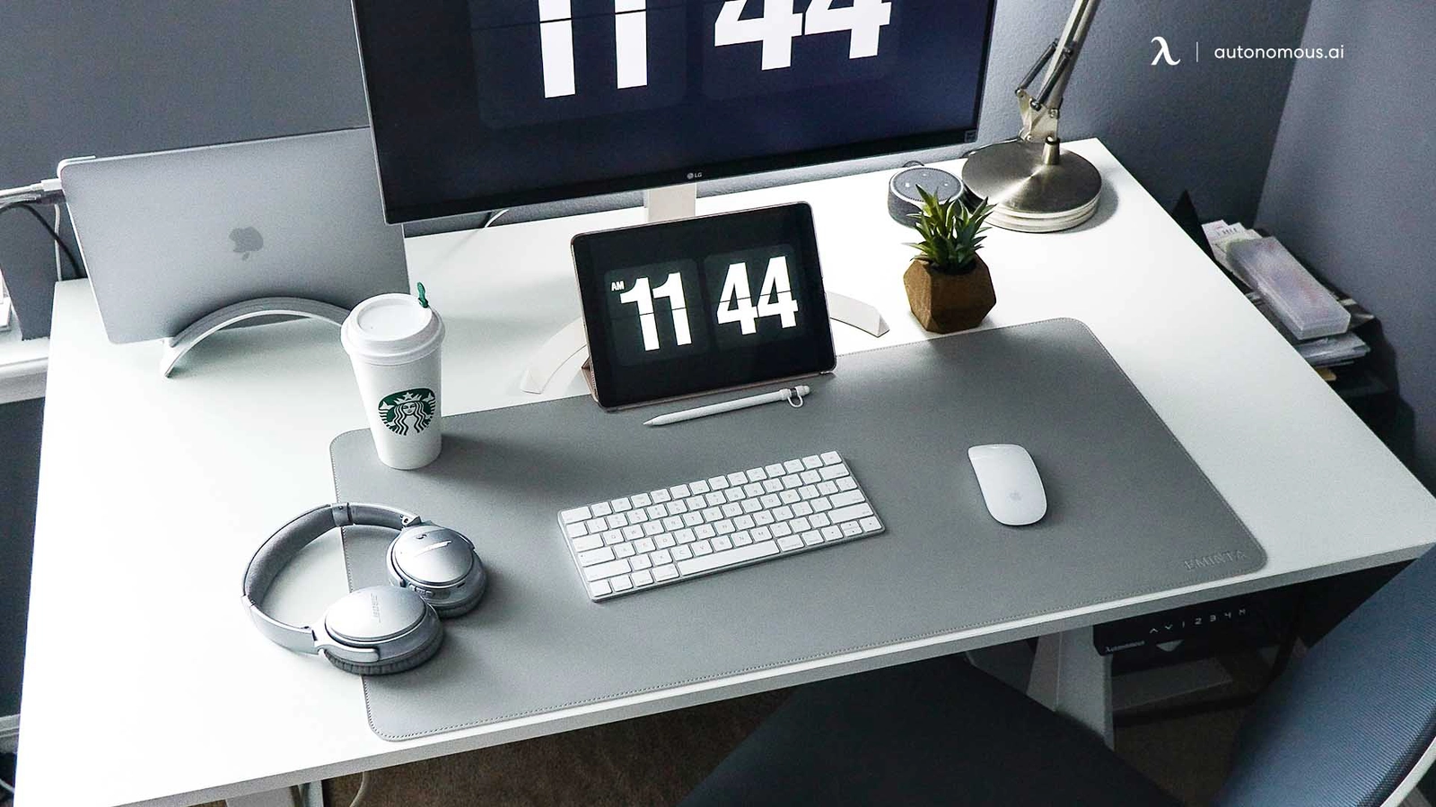 Why Should You Consider a Standing Desk for Your Home Office?