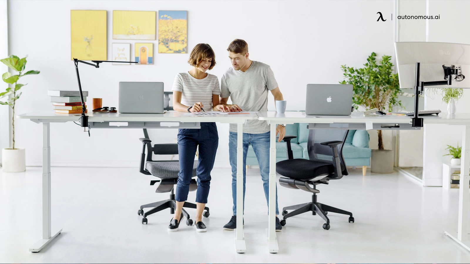 6 Benefits of a Standing Desk for Your Health 2024