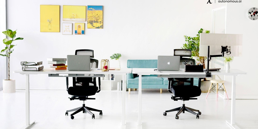 Top 3 Most Modern Standing Desks for Trending Office Design