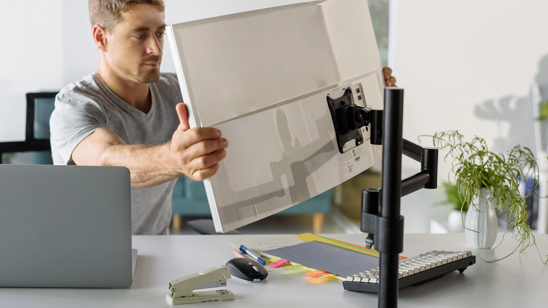 Monitor Arm
