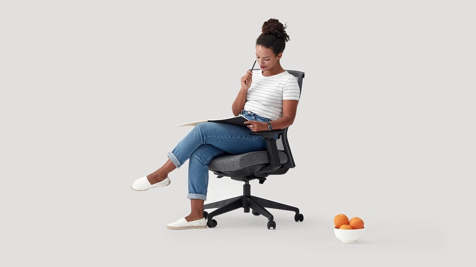 ErgoChair Core. A computer ergonomic chair that lets your body move.