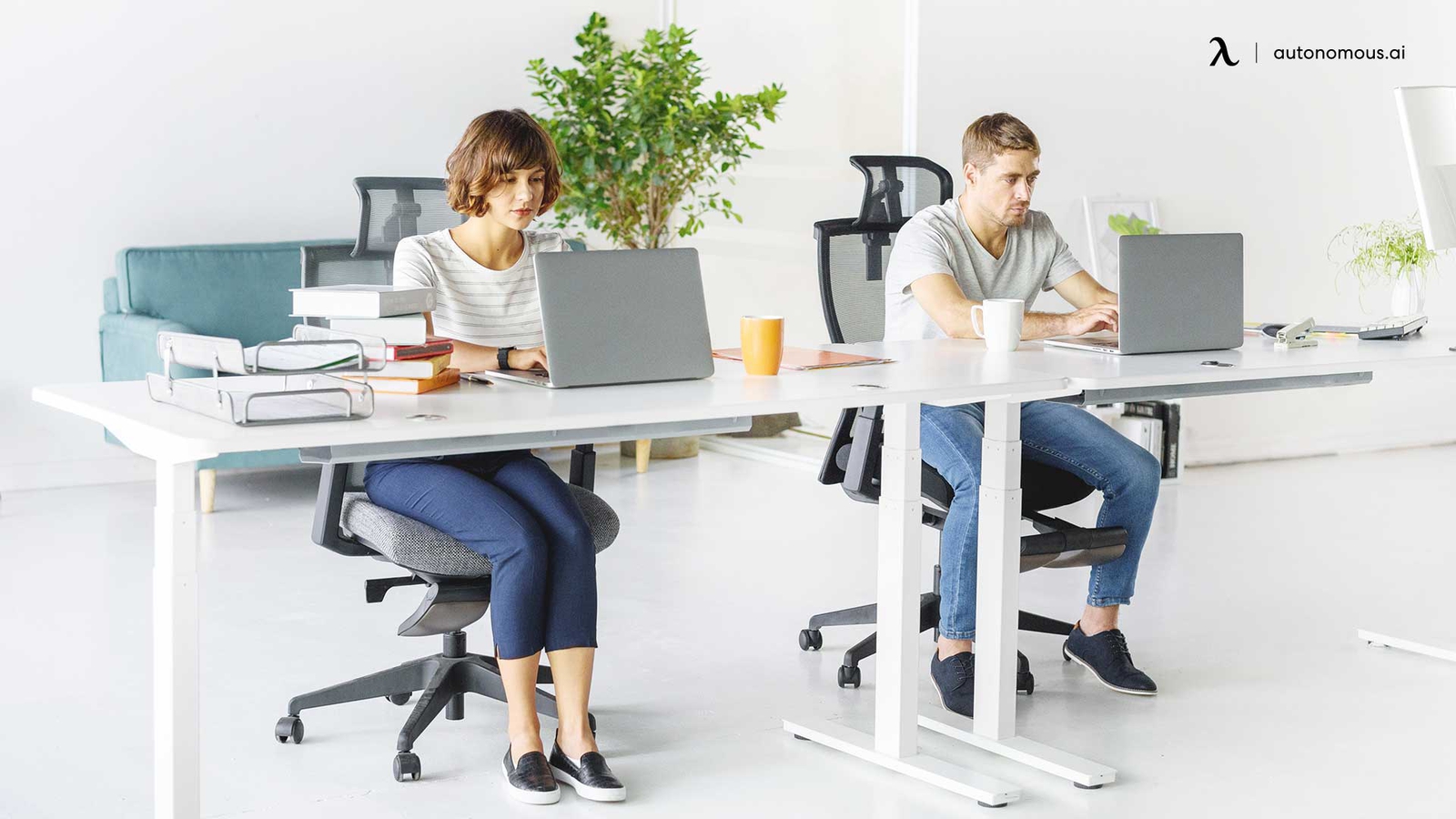 An Uncomfortable Office Chair can Reduce Productivity - Here are 10 Reasons Why