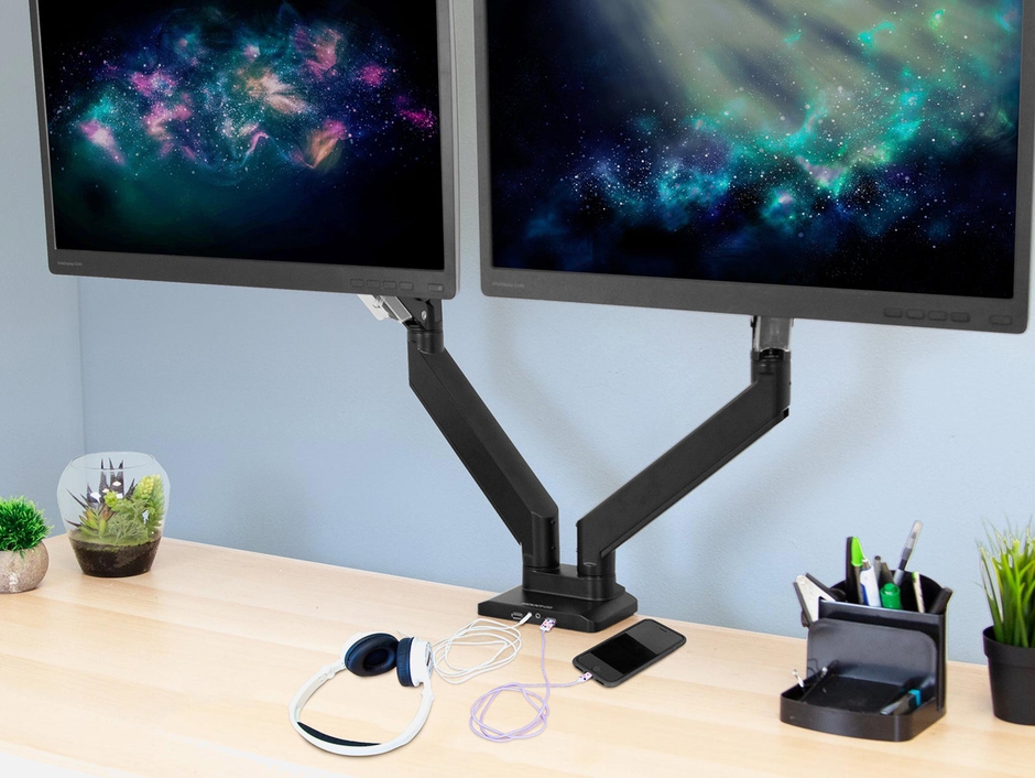 MountIt! Office Desks, Mount & Stand Solutions