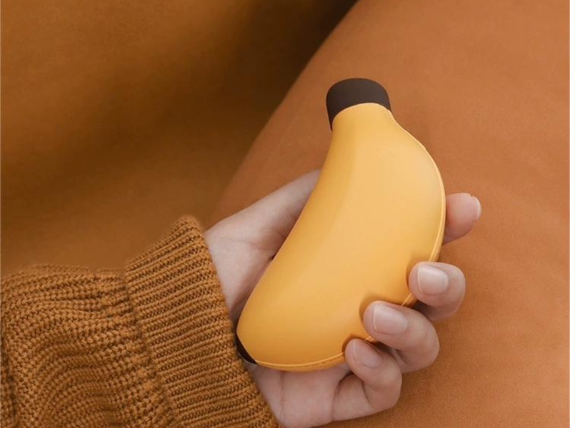 Moody Mouse Banana USB Heated Hand Warmer and Power Bank