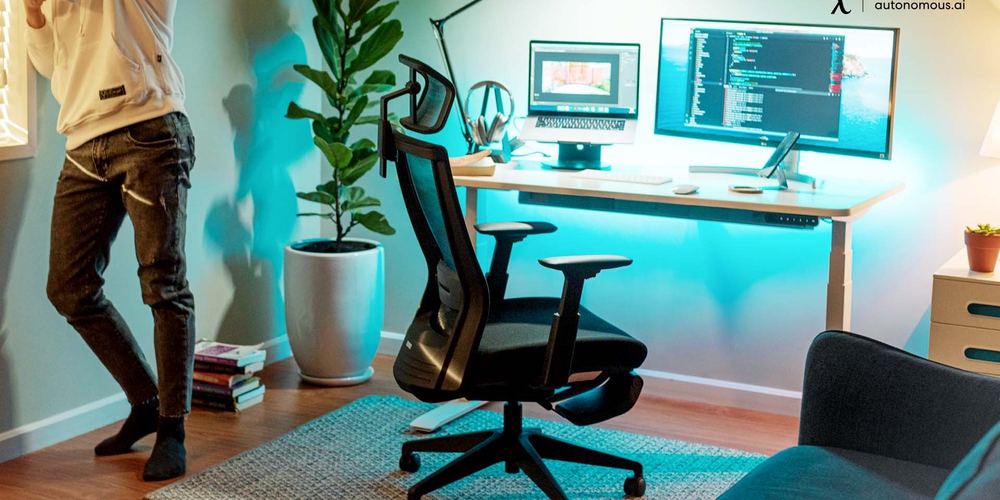 5 Useful Tips for an Ergonomic Laptop Setup in 2023