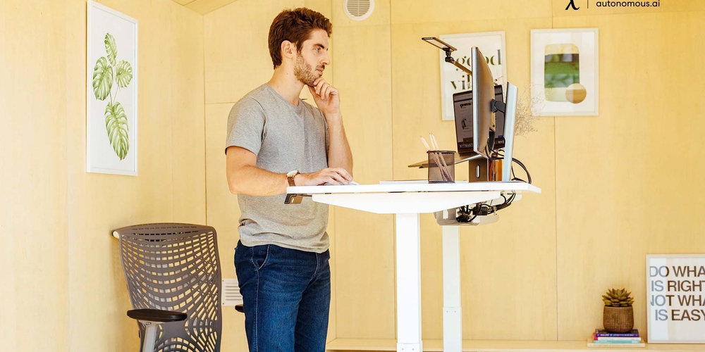 Why Does an Ergonomic Standing Desk Matter?