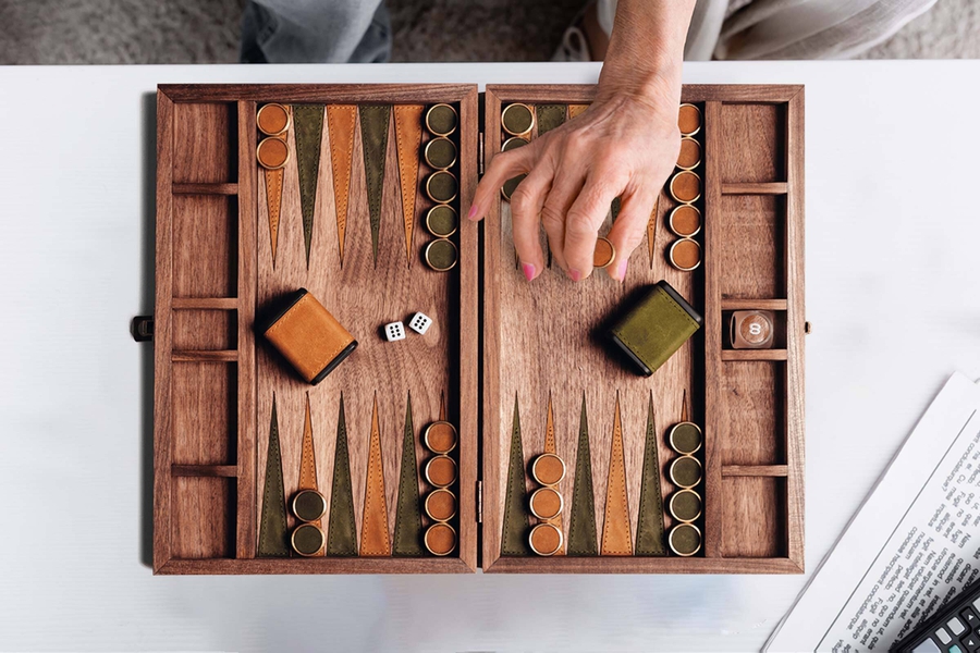 Leather & Wood Backgammon by Maztermind