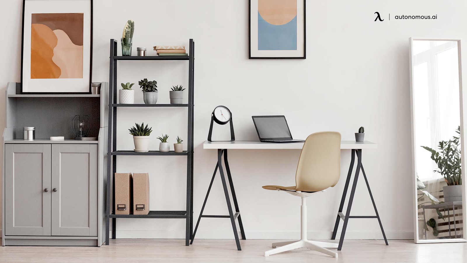 A Minimalist Desk Tour: The Complete Guide to Productive Workspace