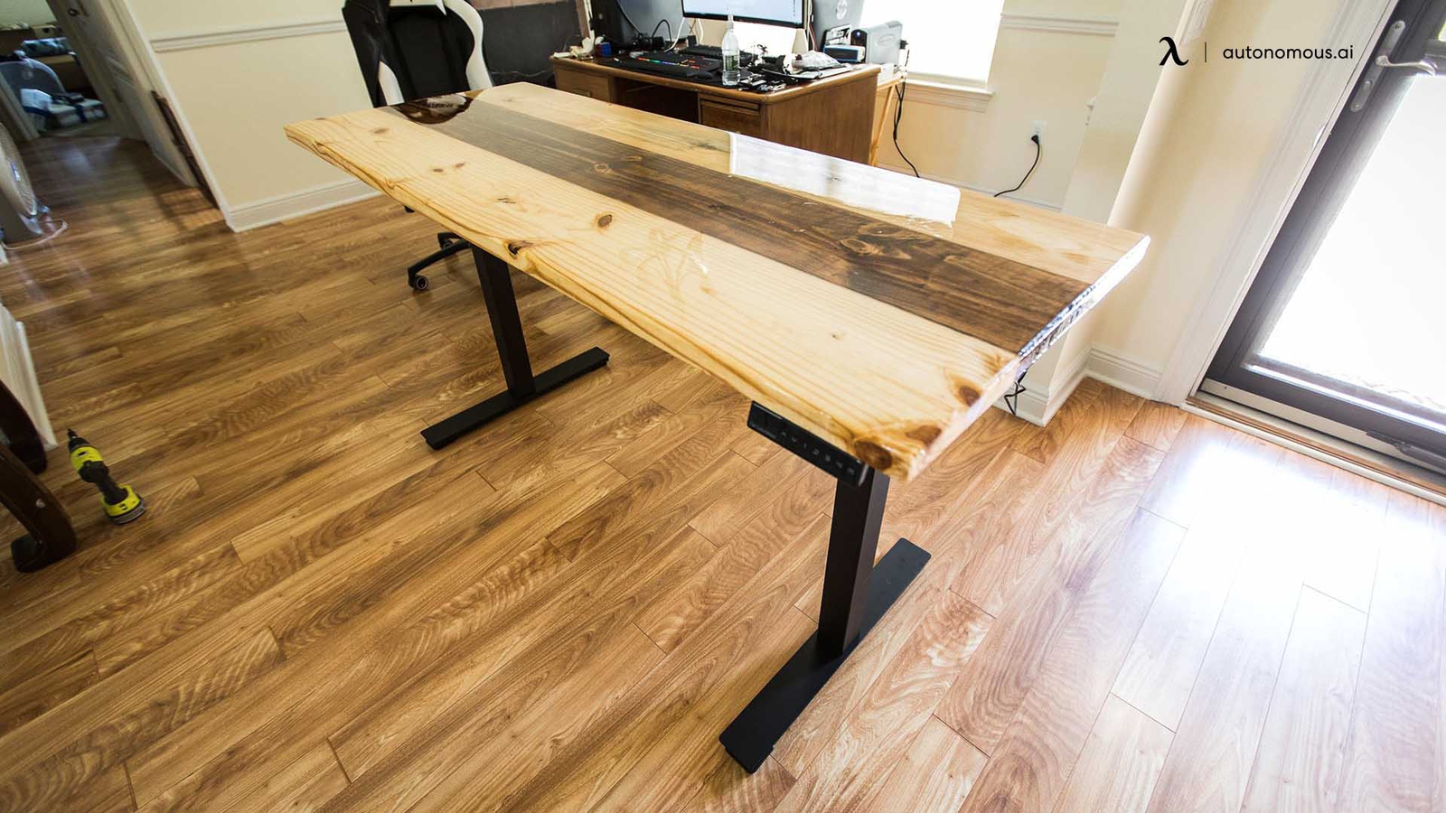 Why Should You Make A Standing Desk Yourself?