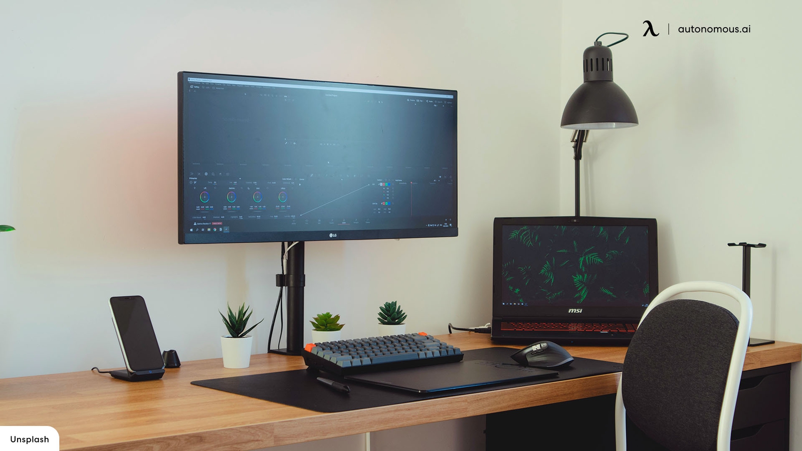 A Guide on Small Room Computer Setup