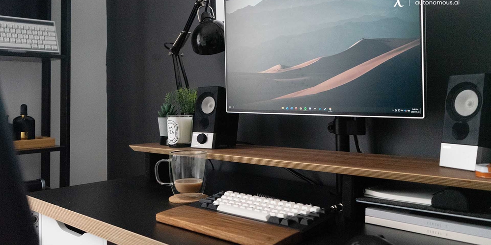 15 Unique and Useful Cool Desk Accessories You Don’t Want to Live Without