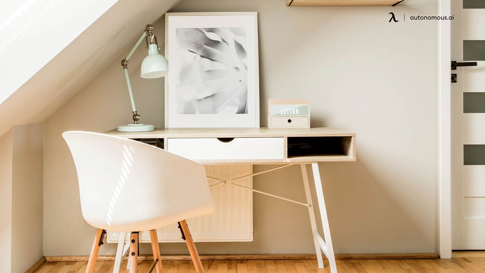 Amazing DIY Corner Desk Ideas to Build for Your Office
