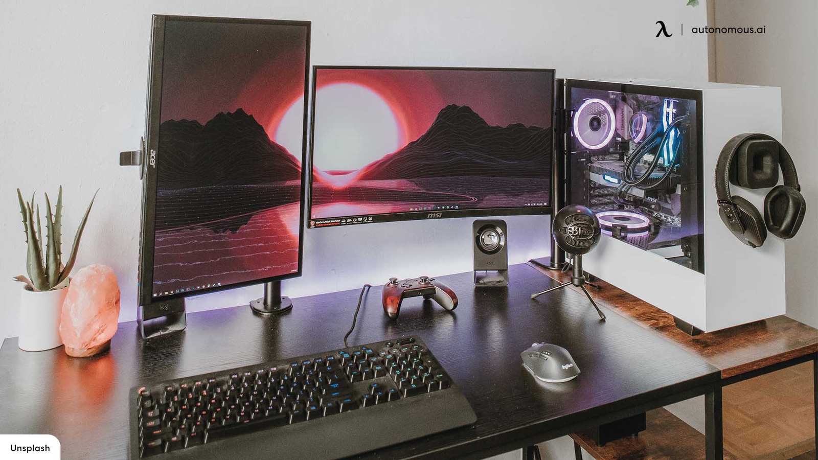 10+ Gaming Desk Setup Ideas 2024 - Revamp Your Gaming Space