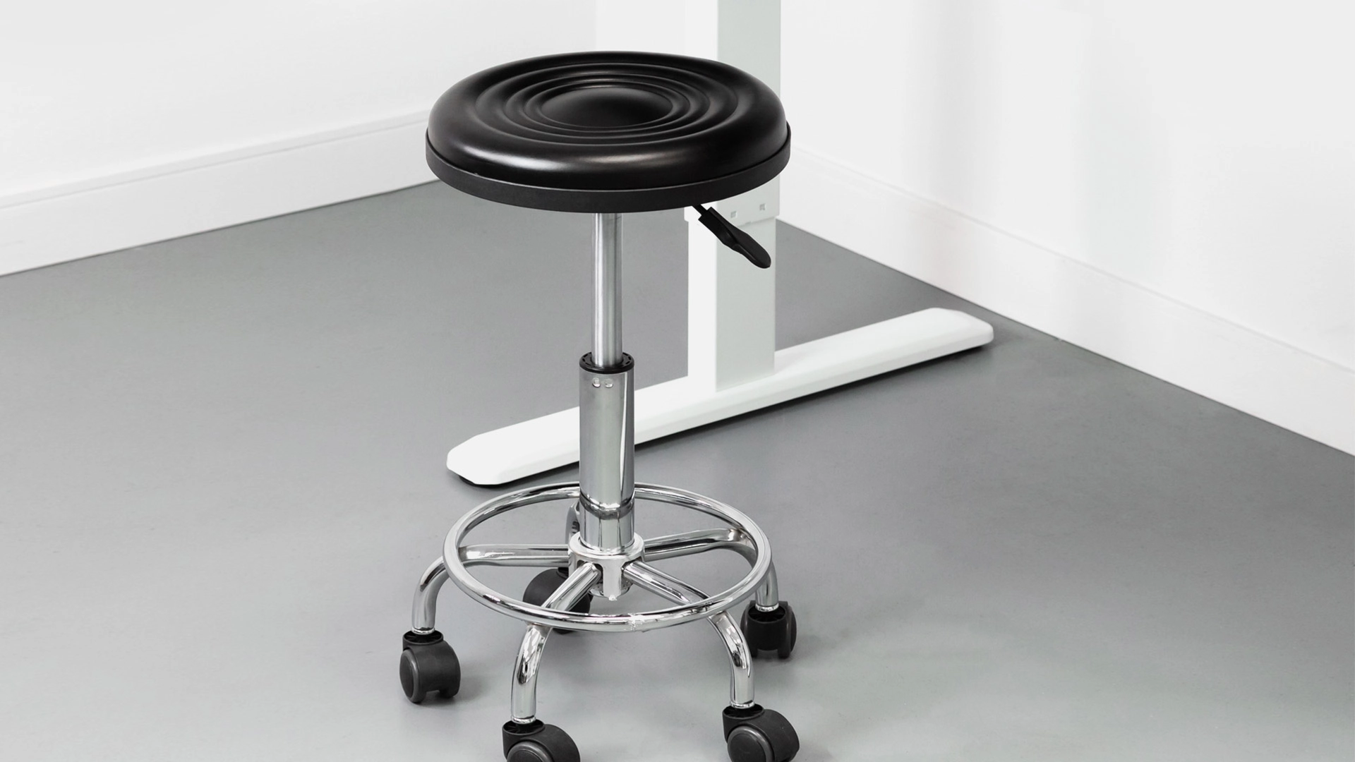 Mount-It! Height Adjustable Stool with Wheels
