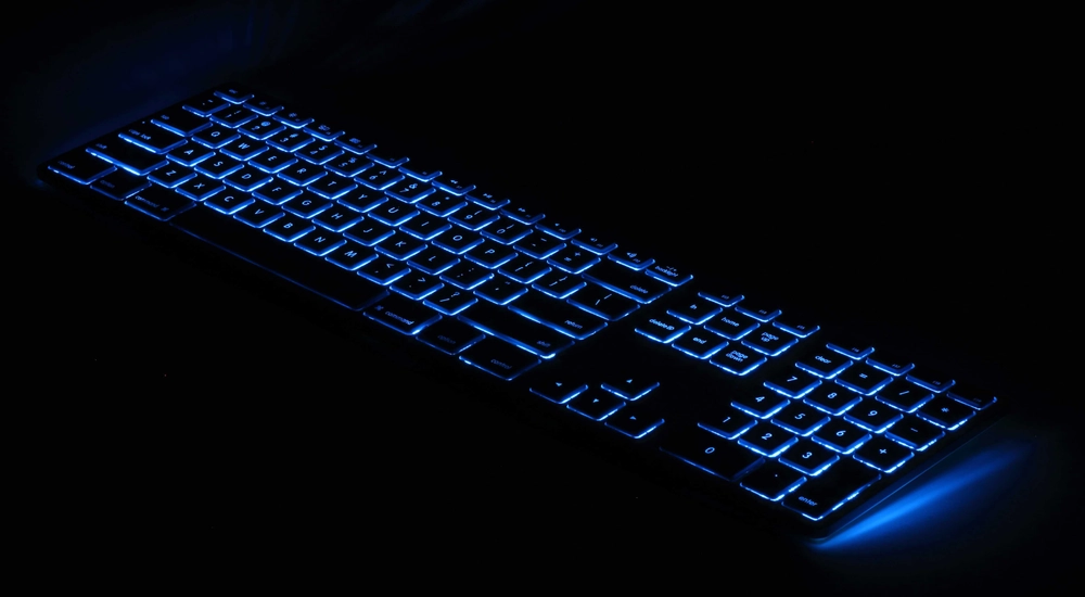Matias RGB Backlit Wired Aluminum Keyboard: Multi-Color Backlighting