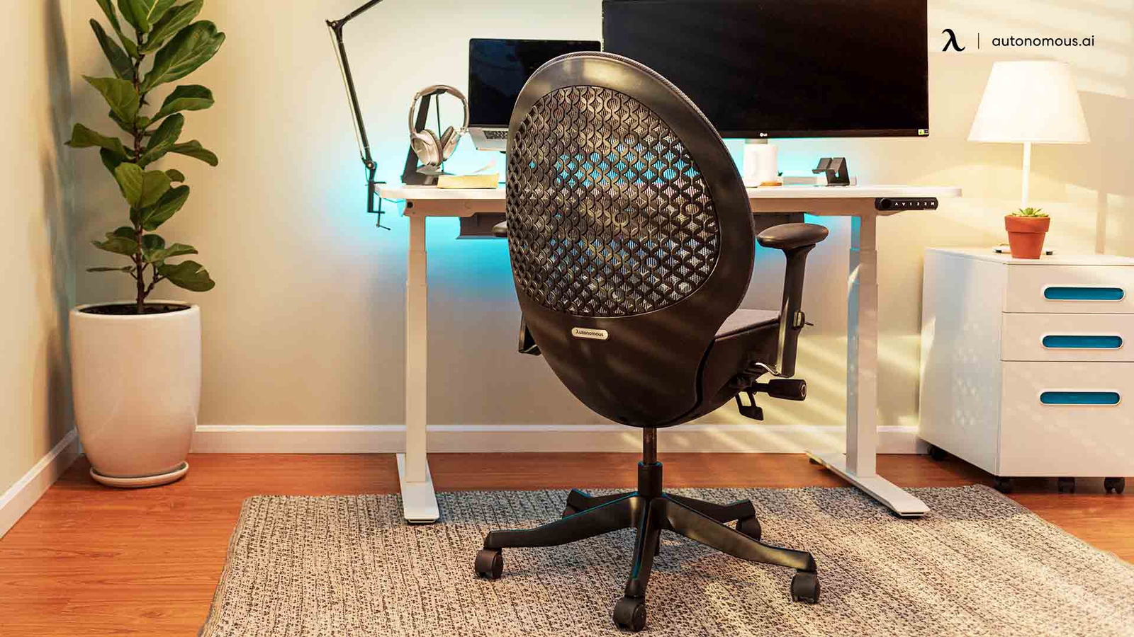 7 Office Chairs with Low Back of 2023