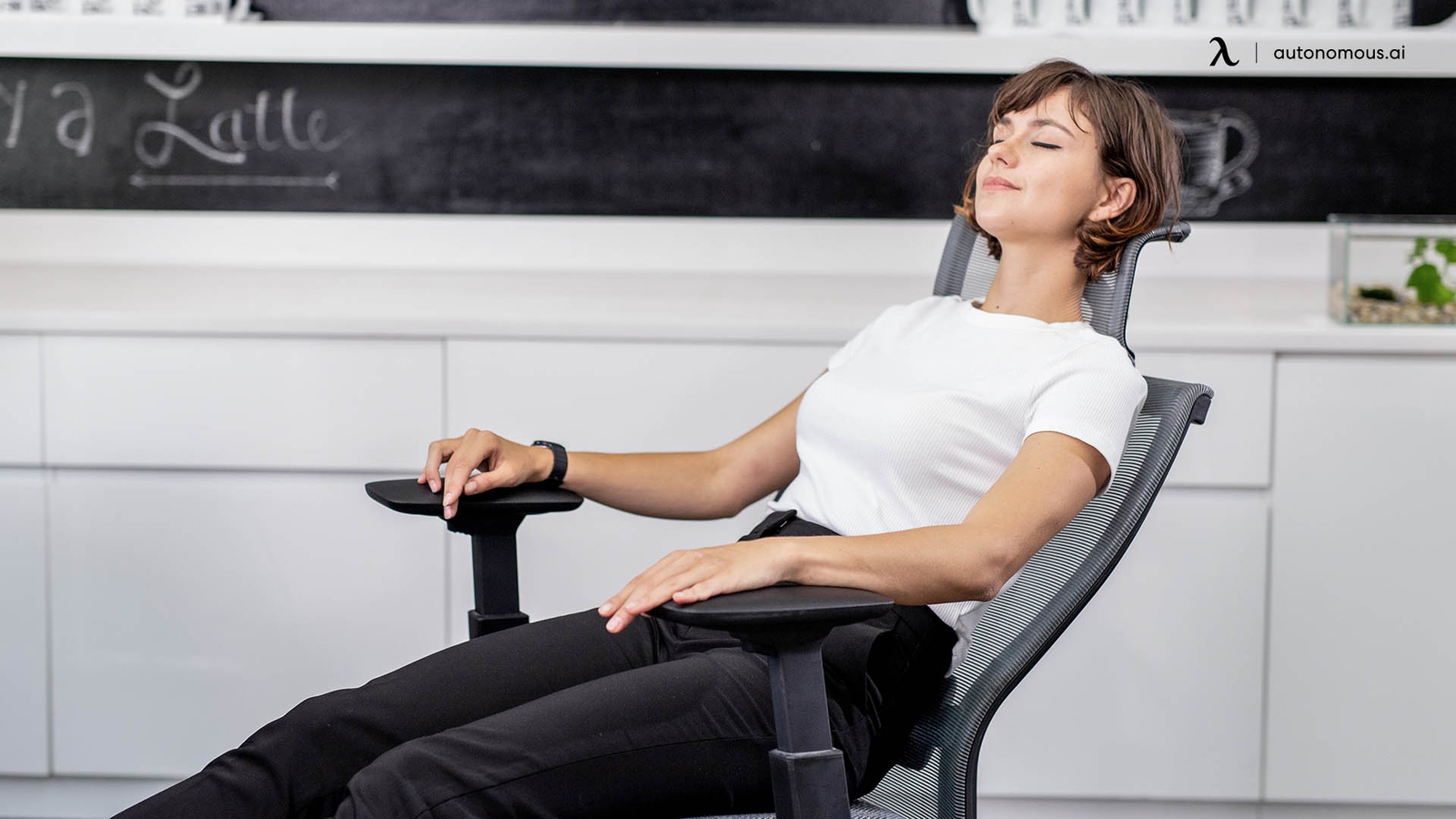 The 7 Most Comfortable Ergonomic Reading Chair for 2023