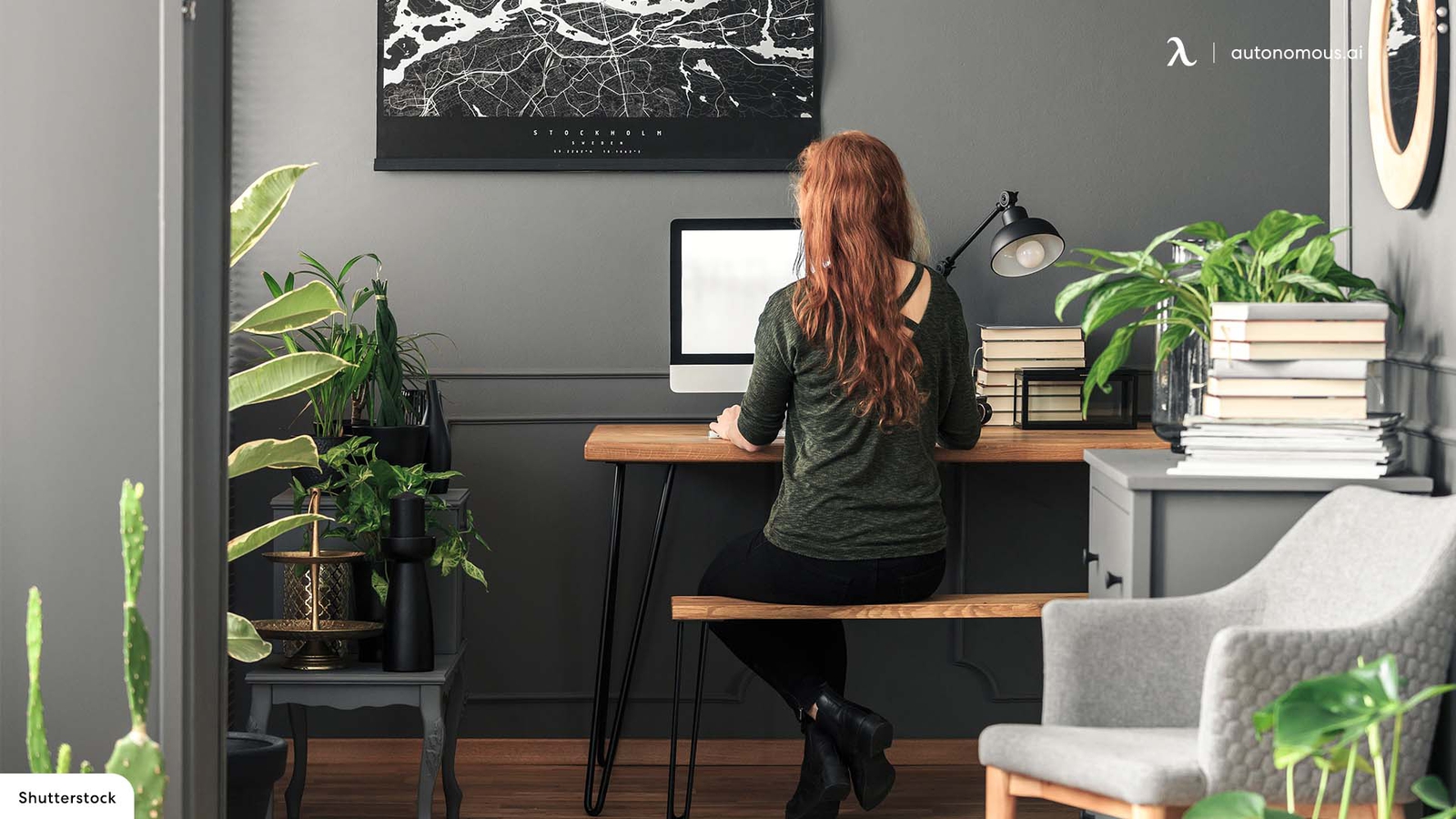 6 Most Modern Corner Desks in 2024