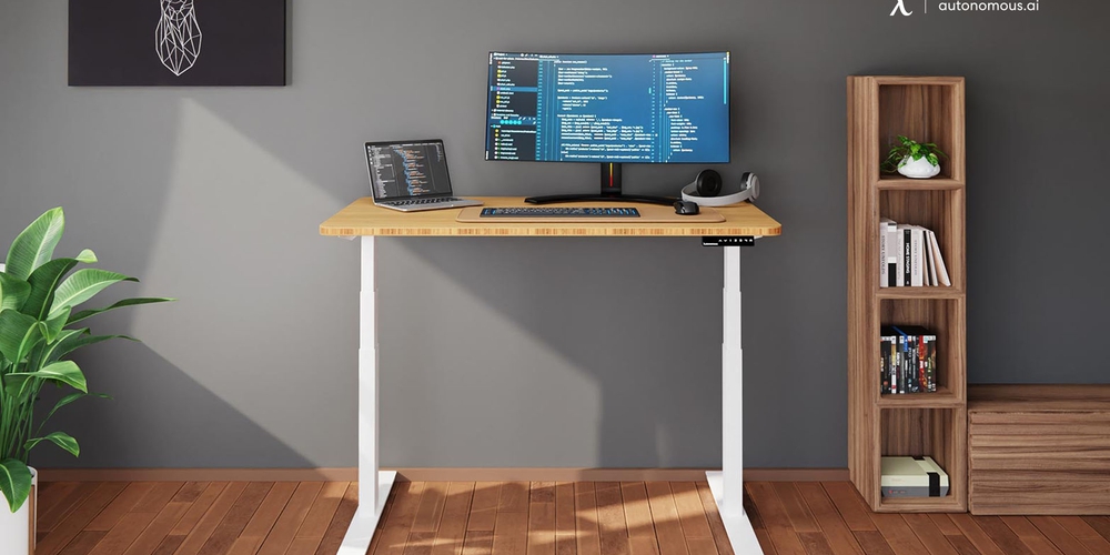 Getting More Space and Storage with These 15 Large Modern Desks
