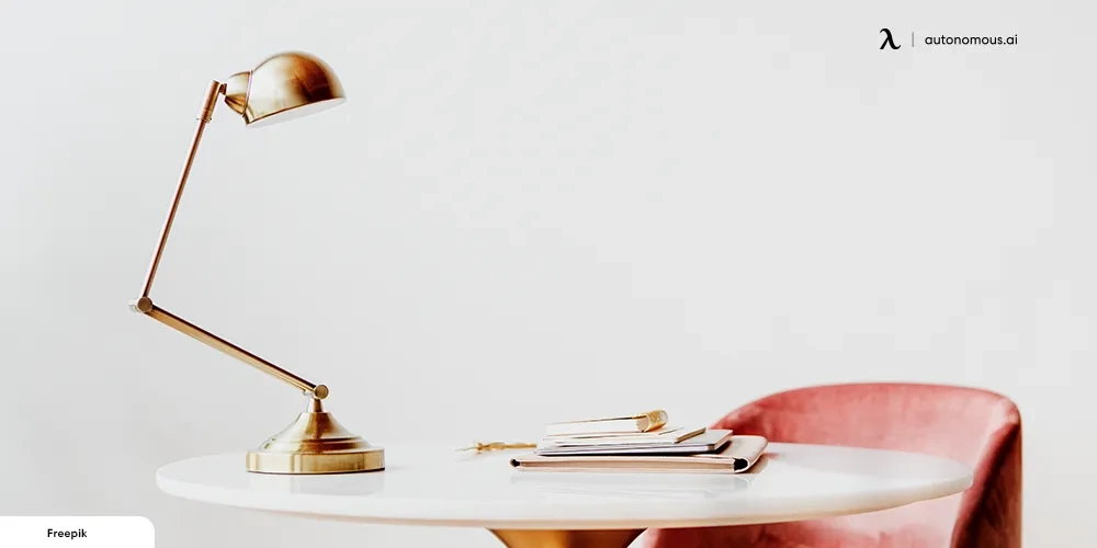Top 15 Vintage Brass Desk Lamps for Retro Office Décor