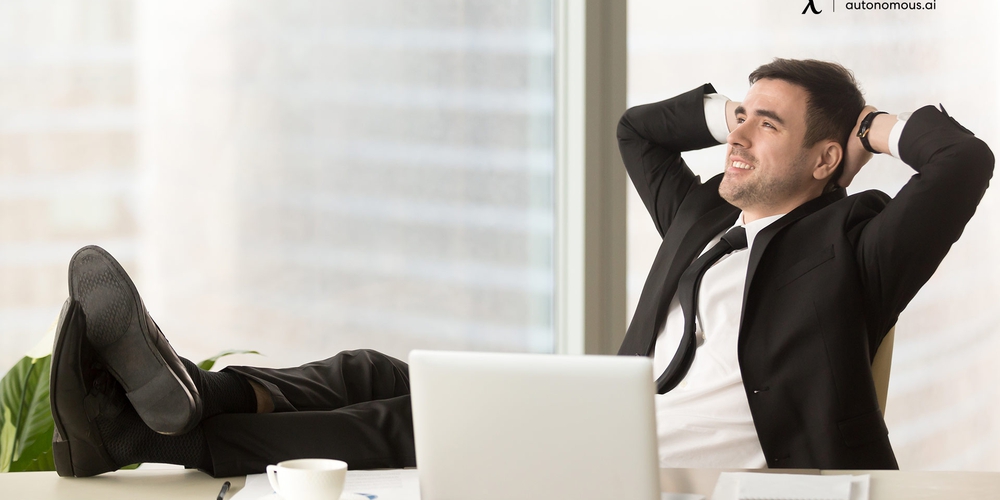 Knowing When to Rest the Back at Work: Signs and Solutions