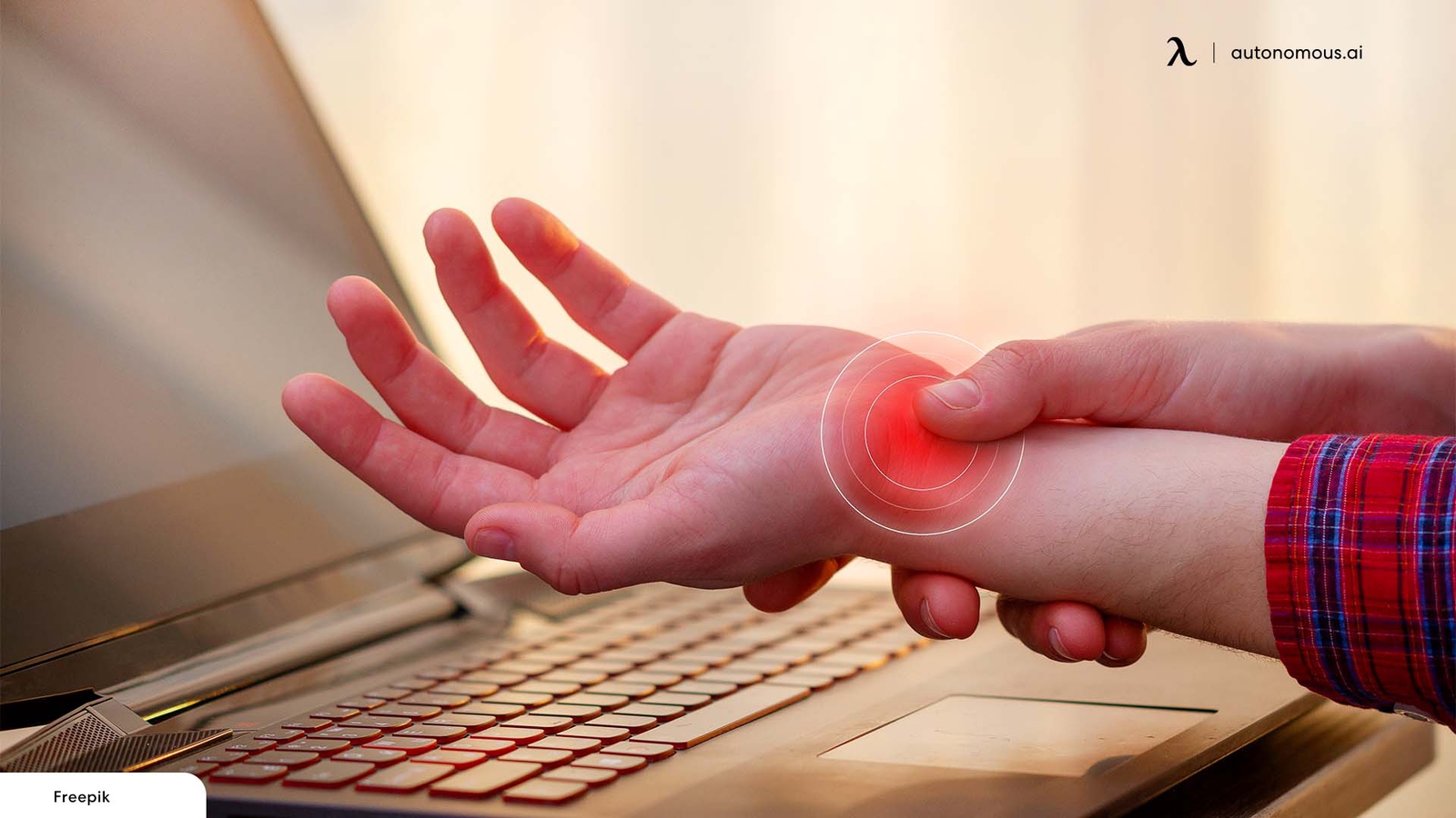 Facing Wrist Pain From Typing? Here's the Treatment