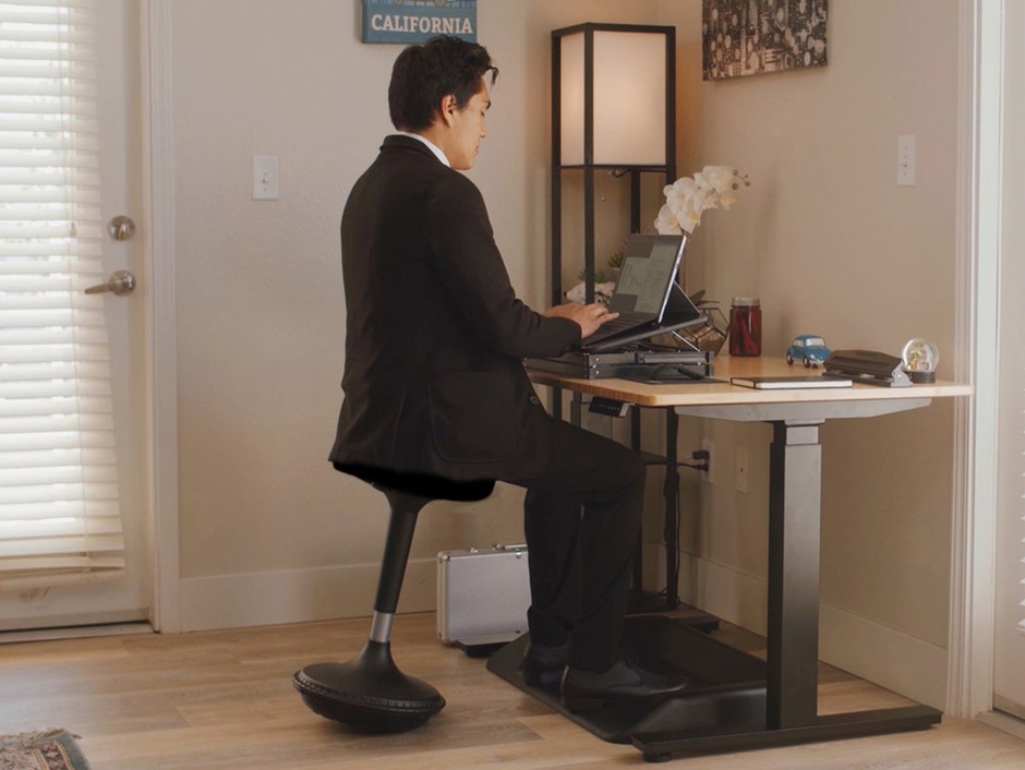 Uncaged Ergonomics Wobble Stool Standing Desk Balance