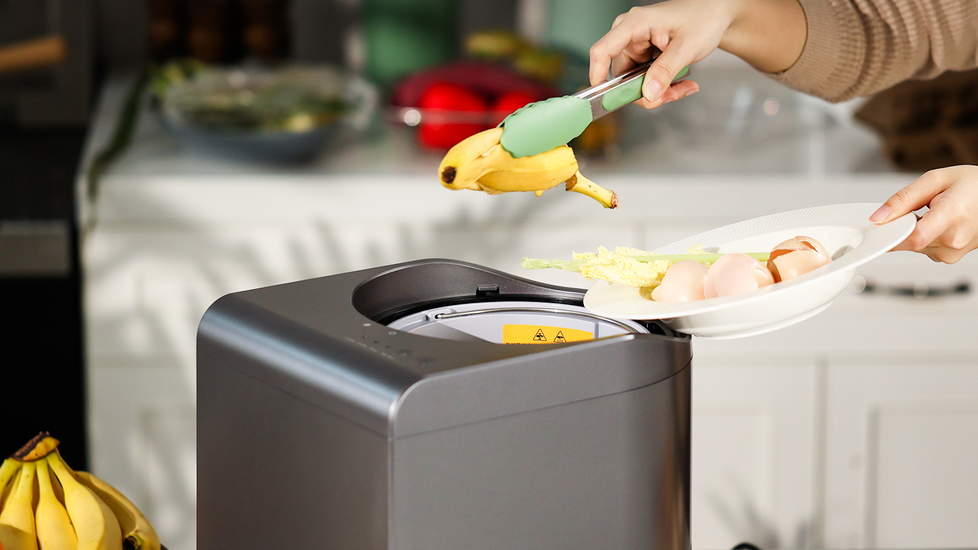 Airthereal Electric Kitchen Composter: SHARKSDEN® Trinity Blade - Autonomous.ai