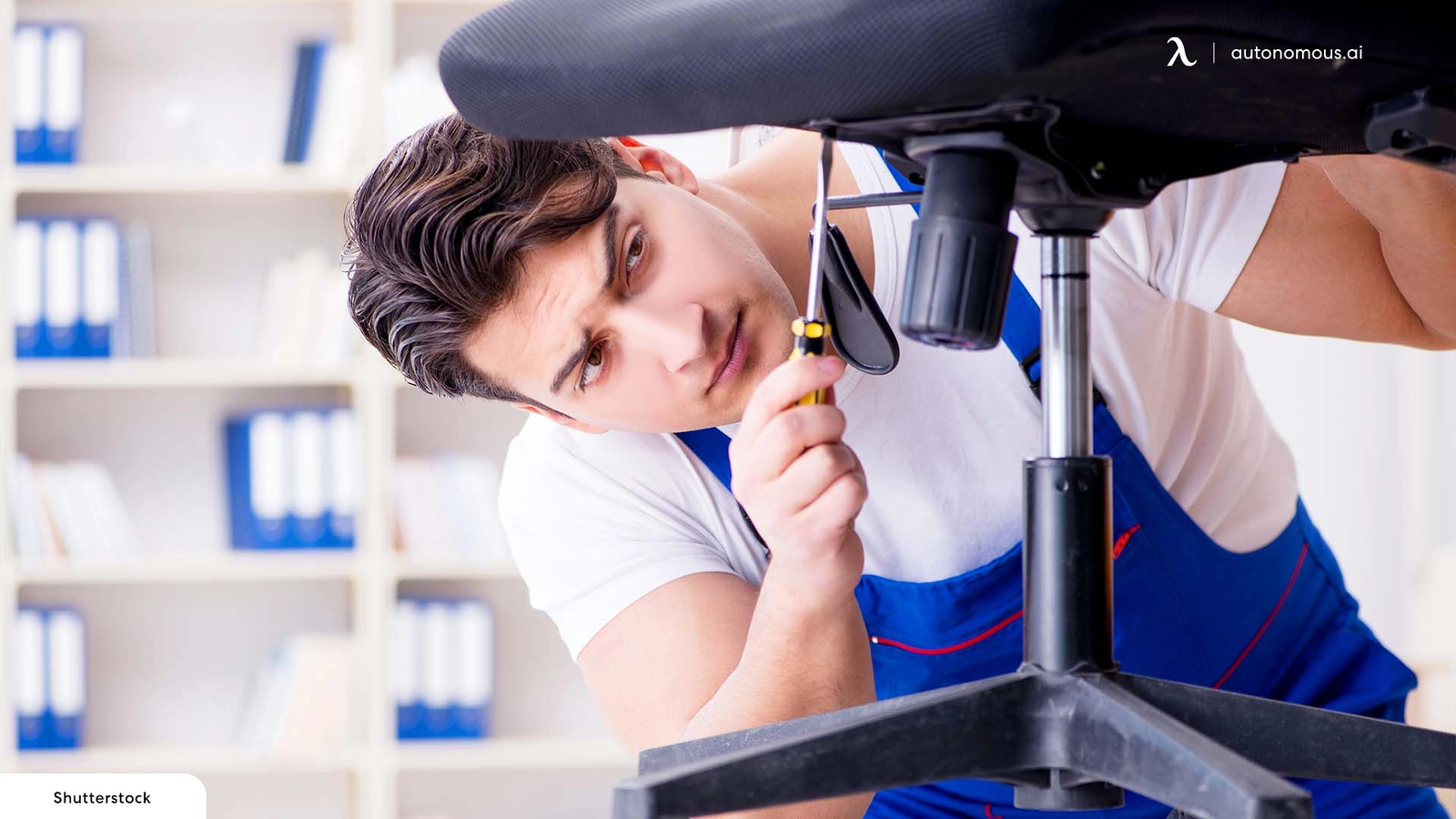 How to Fix an Office Chair That Won't Stay Up: 5 Steps