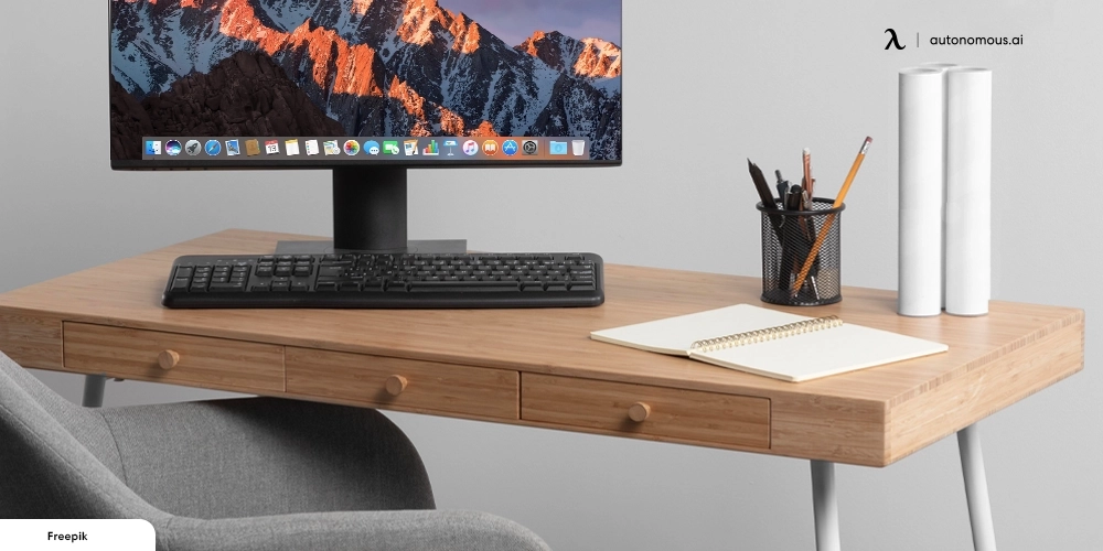 20 Oak Desks for Office (Solid Wood, Oak Veneer) in 2022