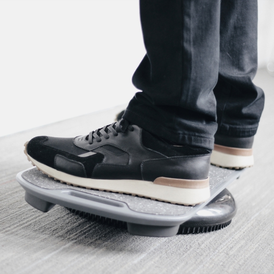 Revolution focus standing desk balance board online