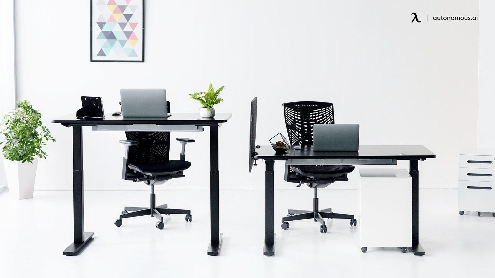 6 Office Equipment that Should Be in the Office to Support Productivity
