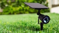 vivzone-solar-power-outdoor-sunset-projector-light-1-pack - Autonomous.ai