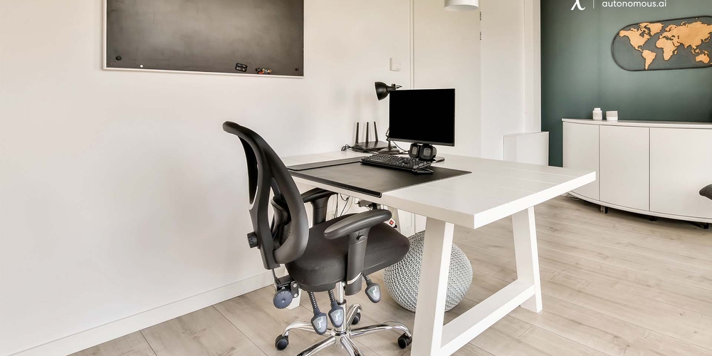 Pros & Cons of Round Desk Chairs You Should Know