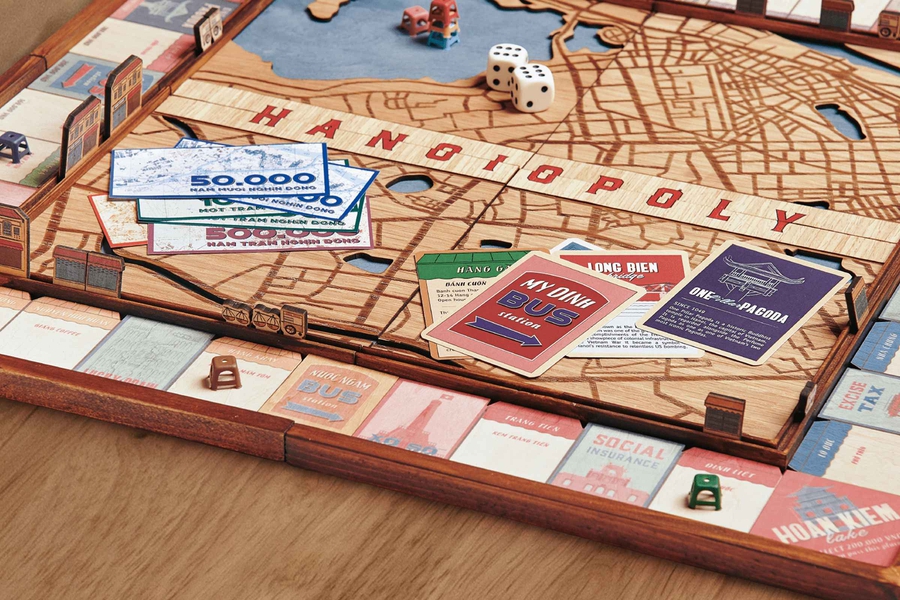 Hanoiopoly by Maztermind